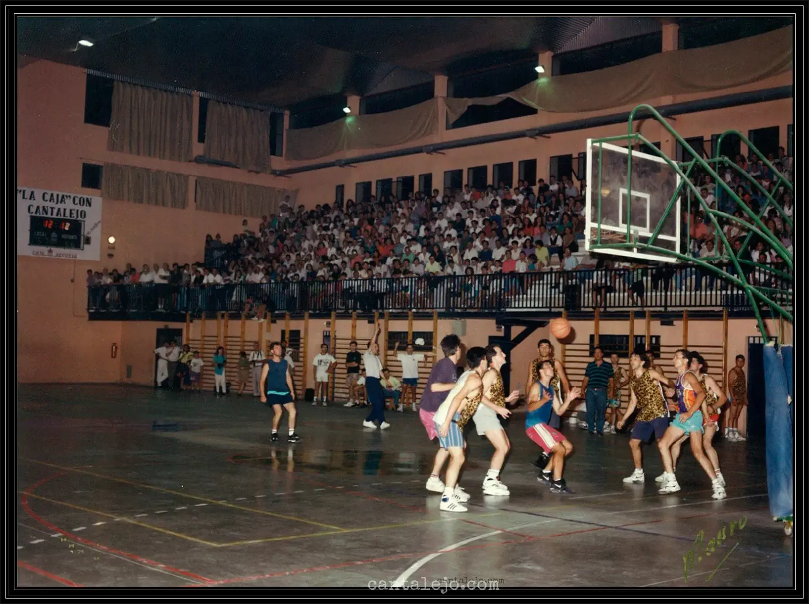 Baloncesto En Pabellon