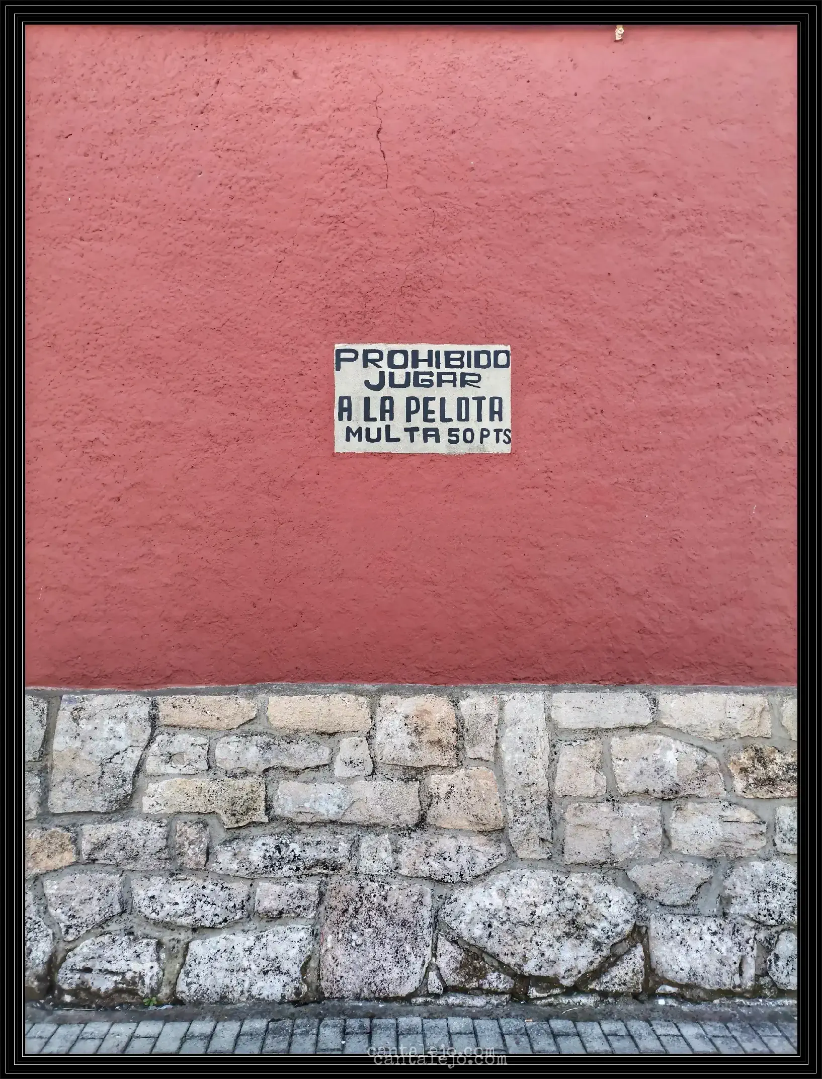 Cartel Prohibido Jugar A La Pelota